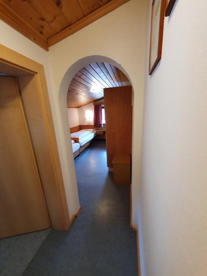 Albergo Bar Ristorante Dolomia บาเดีย ภายนอก รูปภาพ